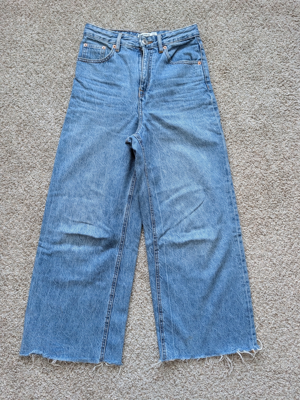 Pull&Bear Womens  Medium Wash Blue High Rise Frayed Hem Wide Leg Jeans Size 2